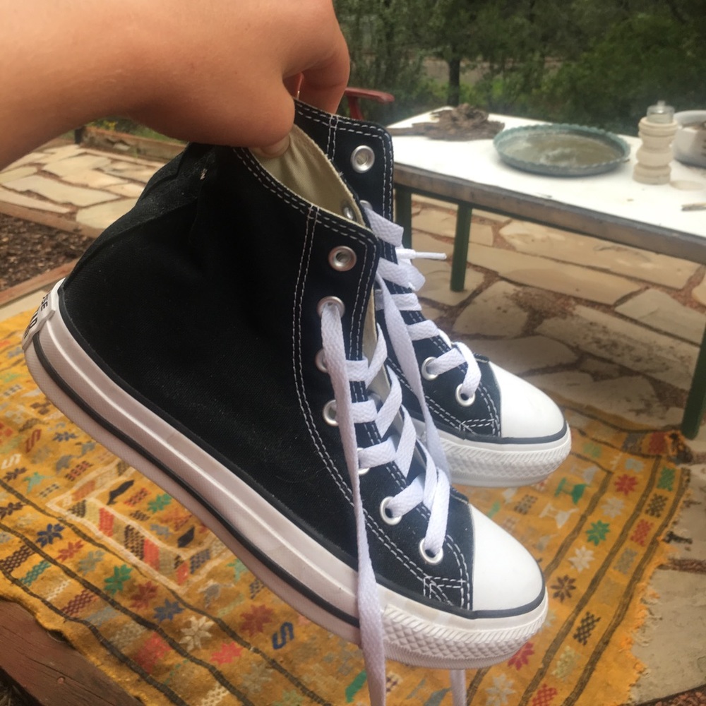 Converse hi tops