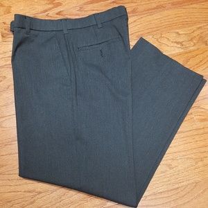 Dockers Flat Front Relaxed Fit dress pants (32×30)