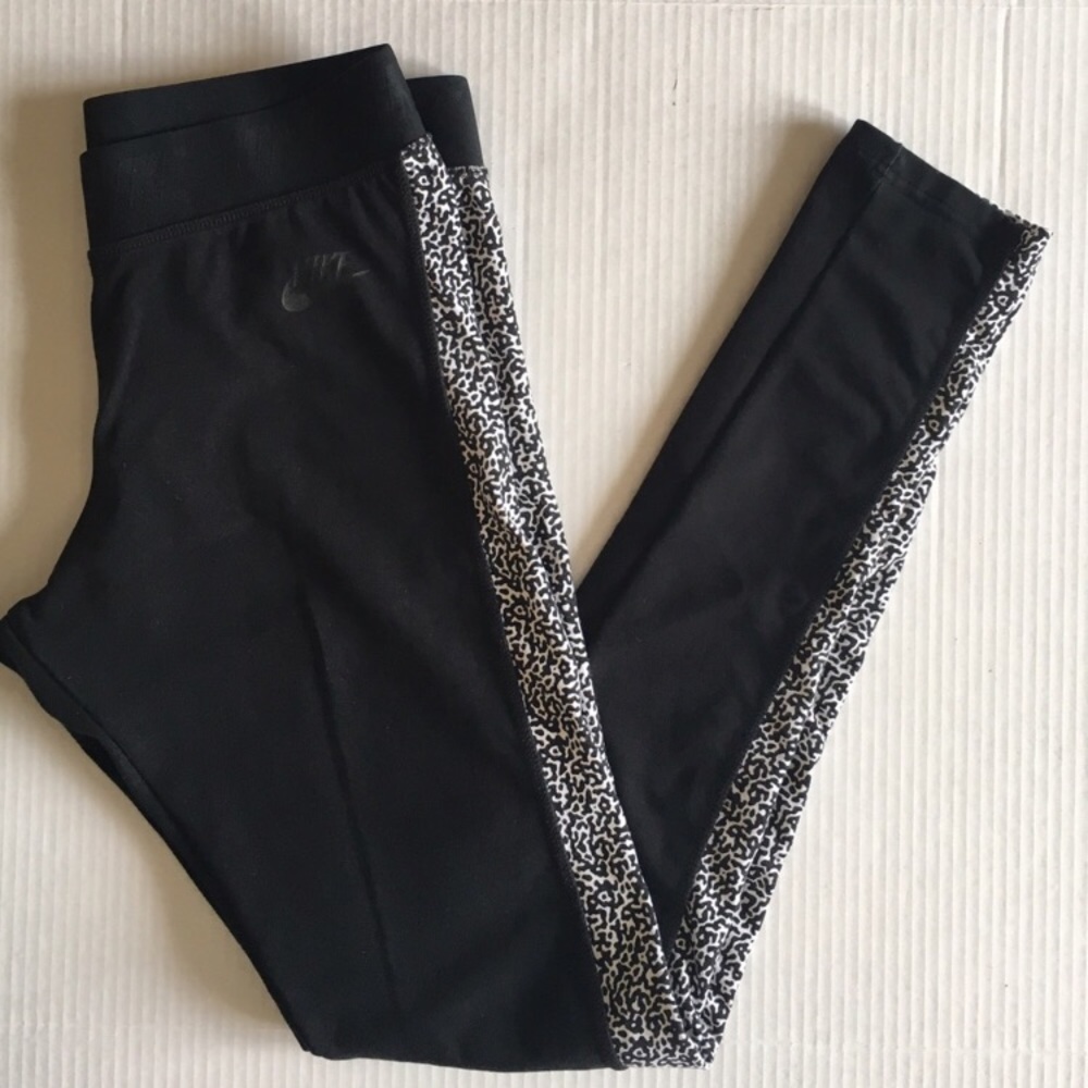 Nike dry fit leggings!