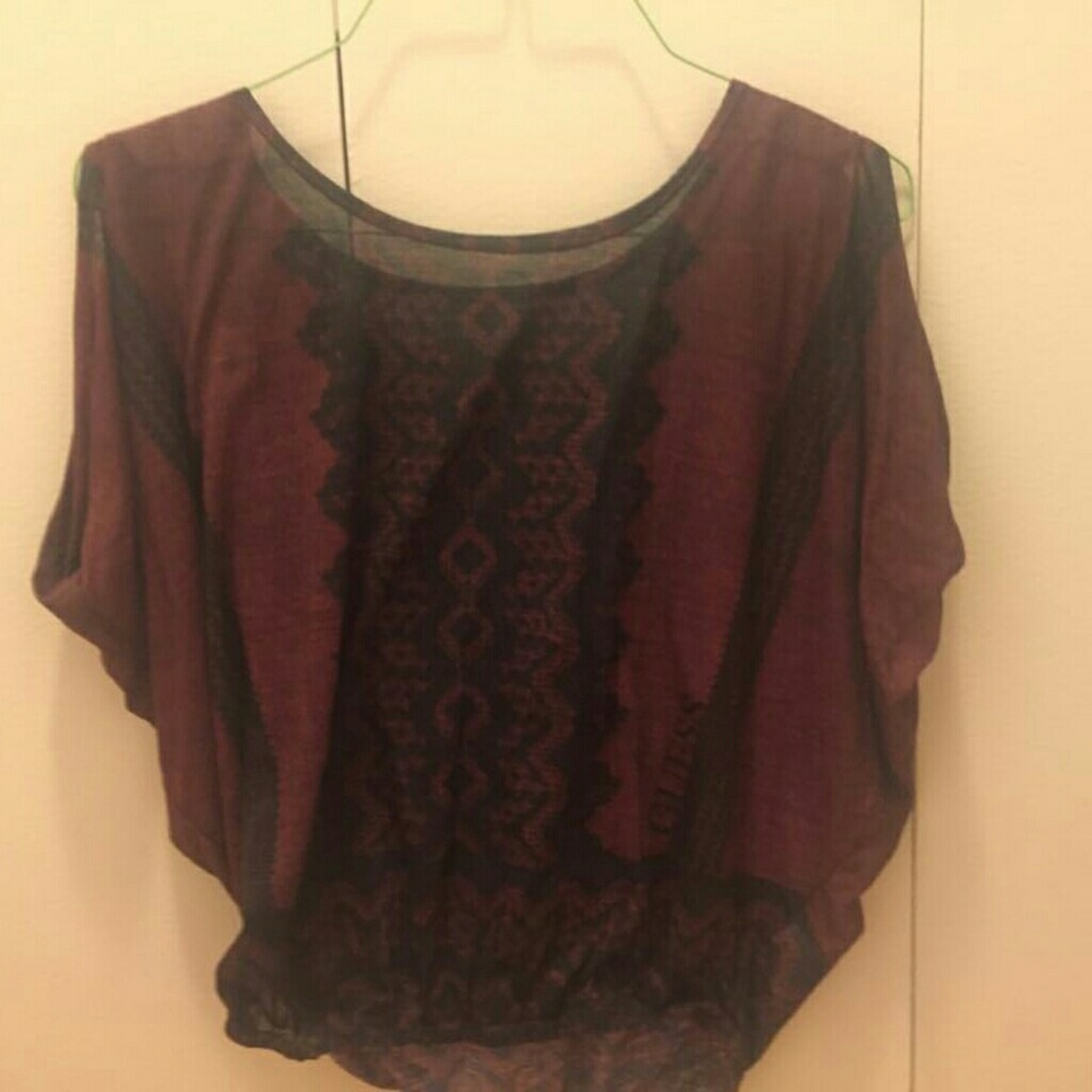 Guess top