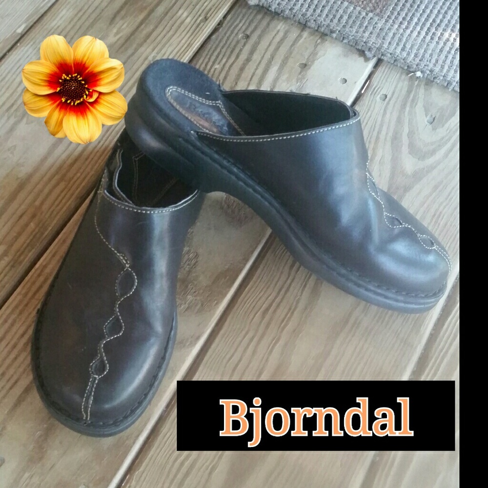 Bjorndal Black Shoes! SOLD - Picture 1 of 3