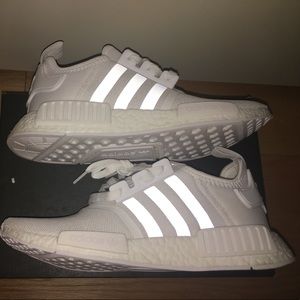 Nmd tripple white