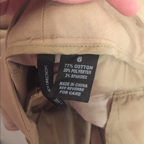 ND size 6 khaki capris - Picture 2 of 3