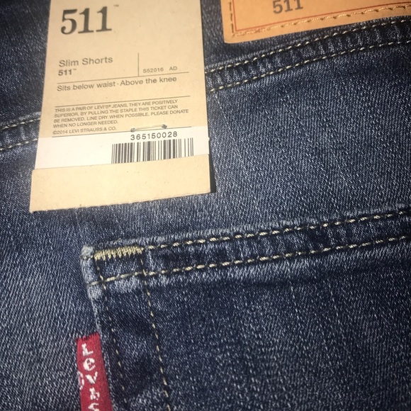 Levi shorts - Picture 3 of 4