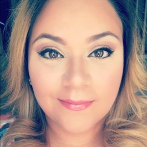 Meet your Posher, Viviana