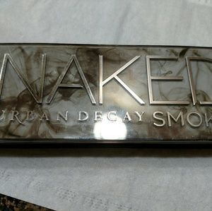 Urban Decay - Smokey