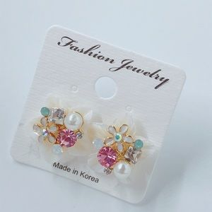 Big pushback pierced earrings multi-colored