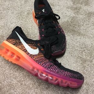 Women's Nike Flyknit Max
