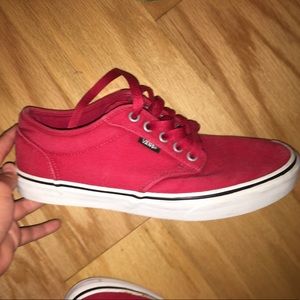 Vans red