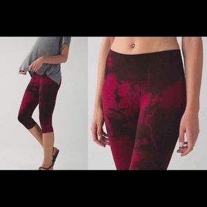 Lululemon Rare Tie Dye In the Flow Crops