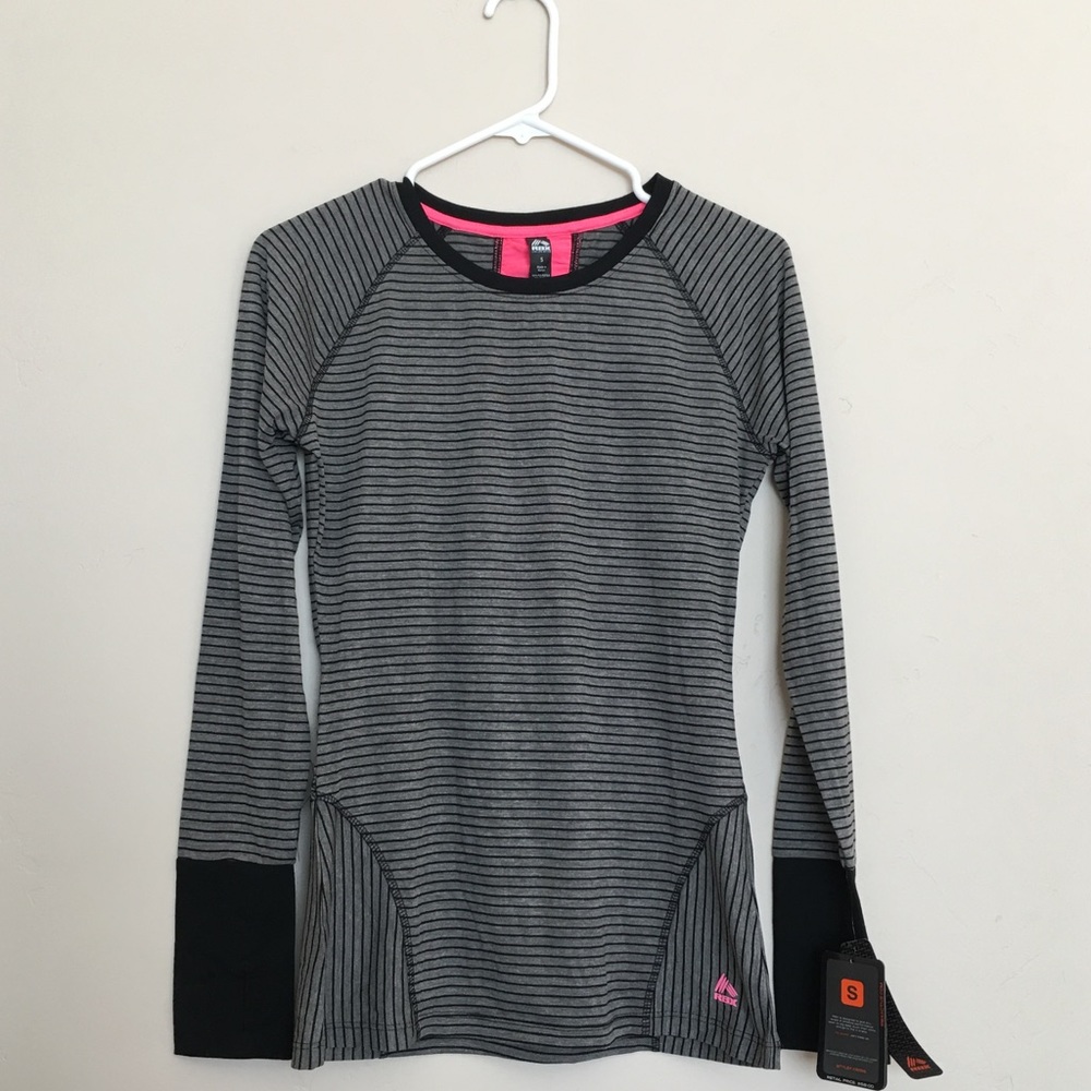 Long sleeve workout top