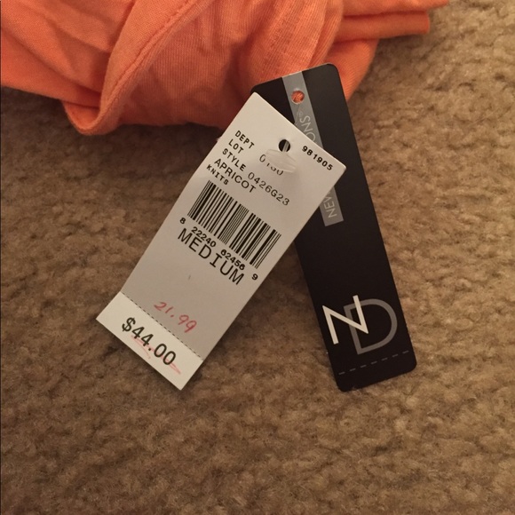 Tunic - Picture 3 of 3