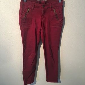 Old navy size 0 pants.
