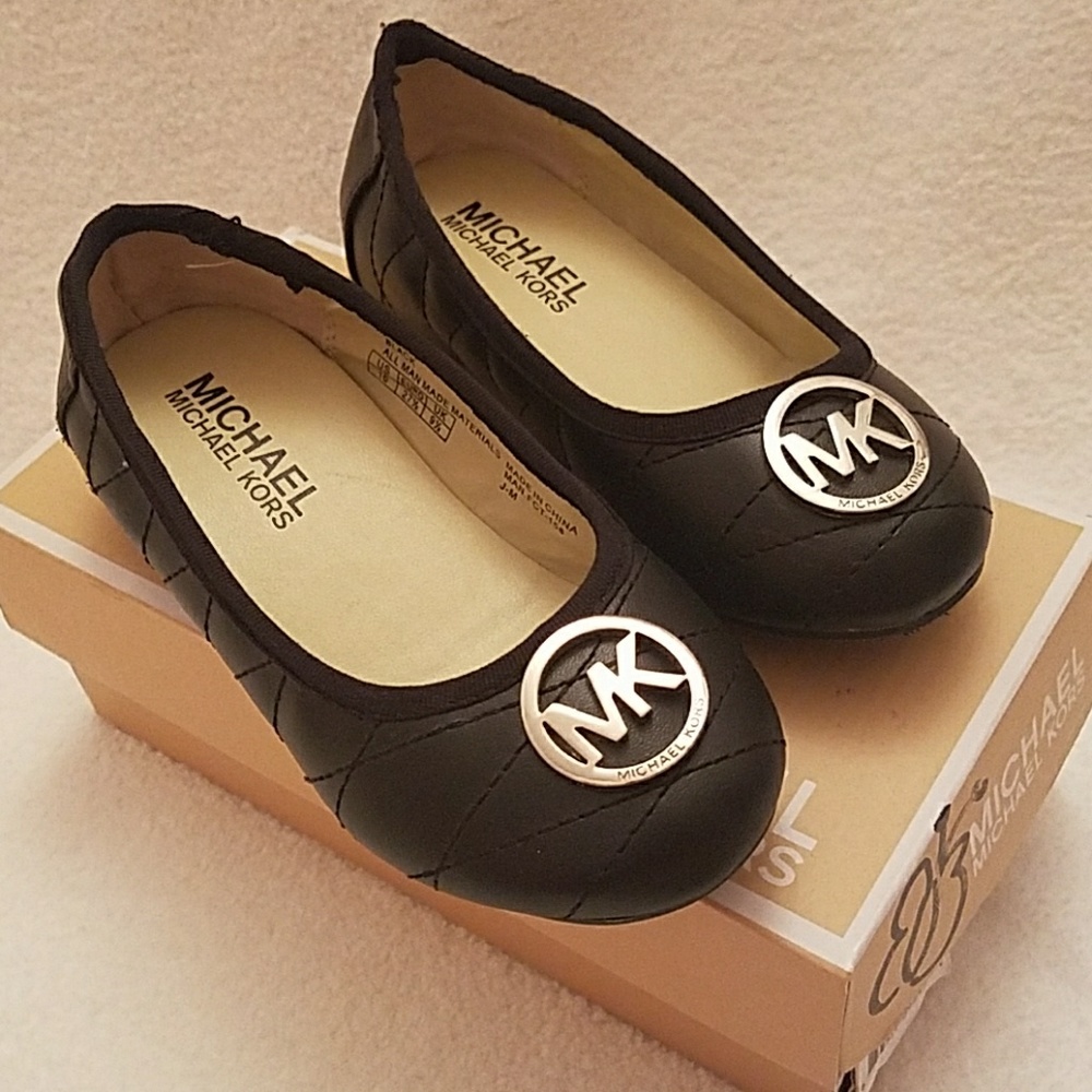 New Michael Kors girls black flats