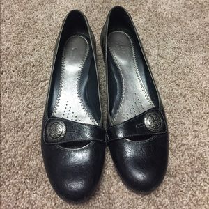 Clarks Artisan heels