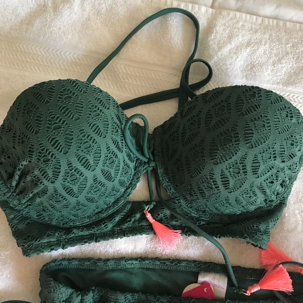 Bathing Suit - Picture 3 of 4
