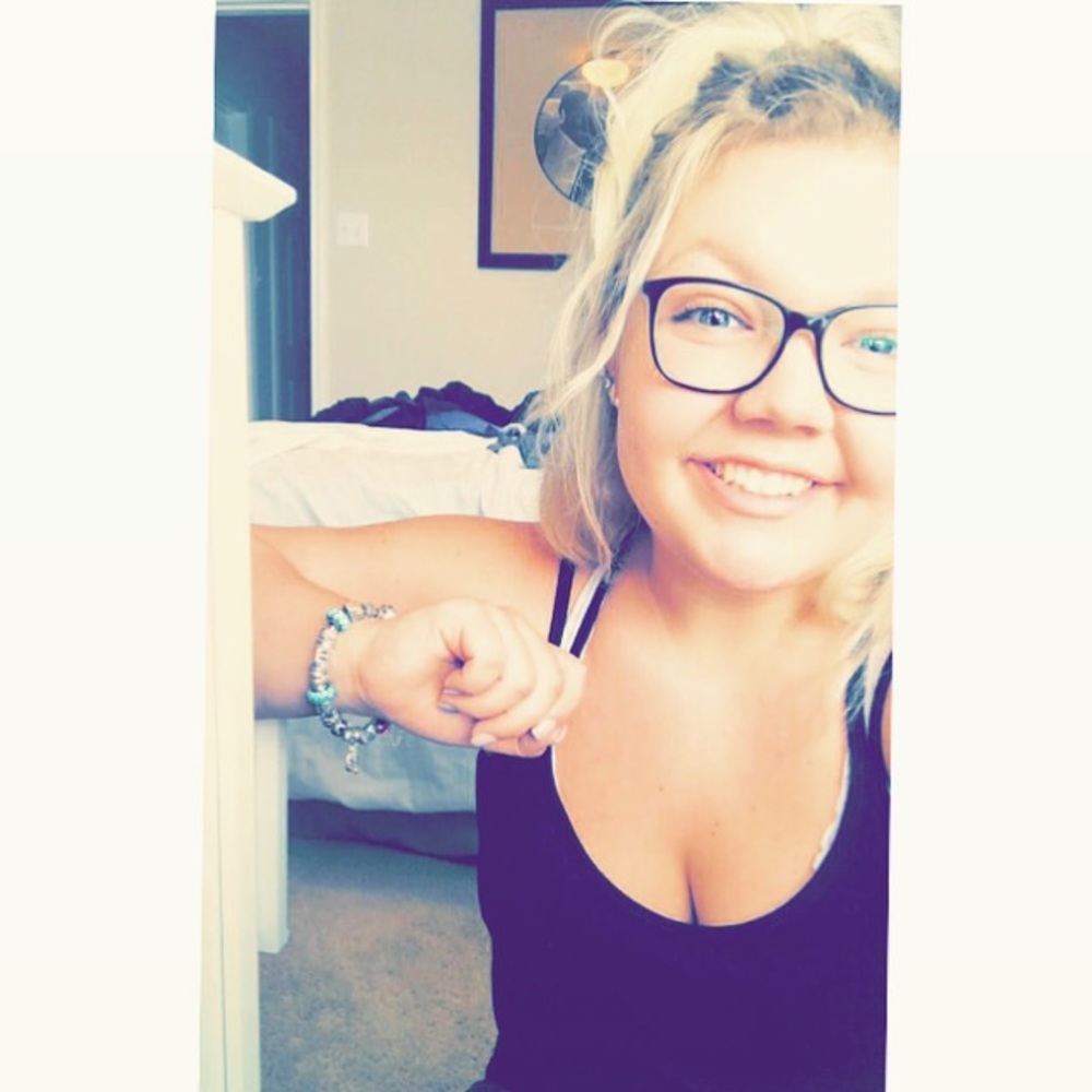 Meet your Posher, Tori