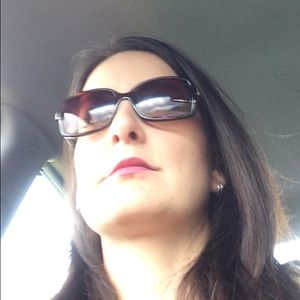 Meet your Posher, Eva