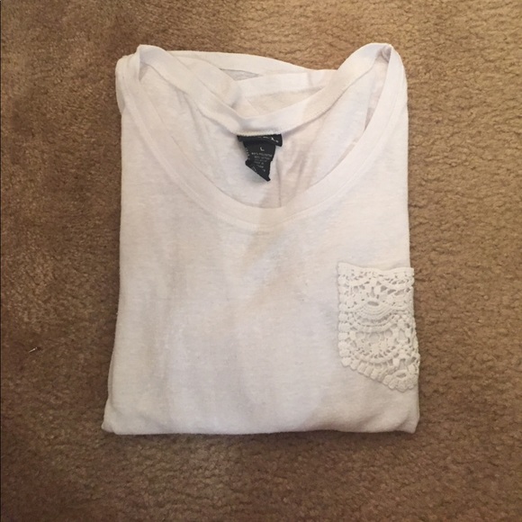 Tee - Picture 1 of 3