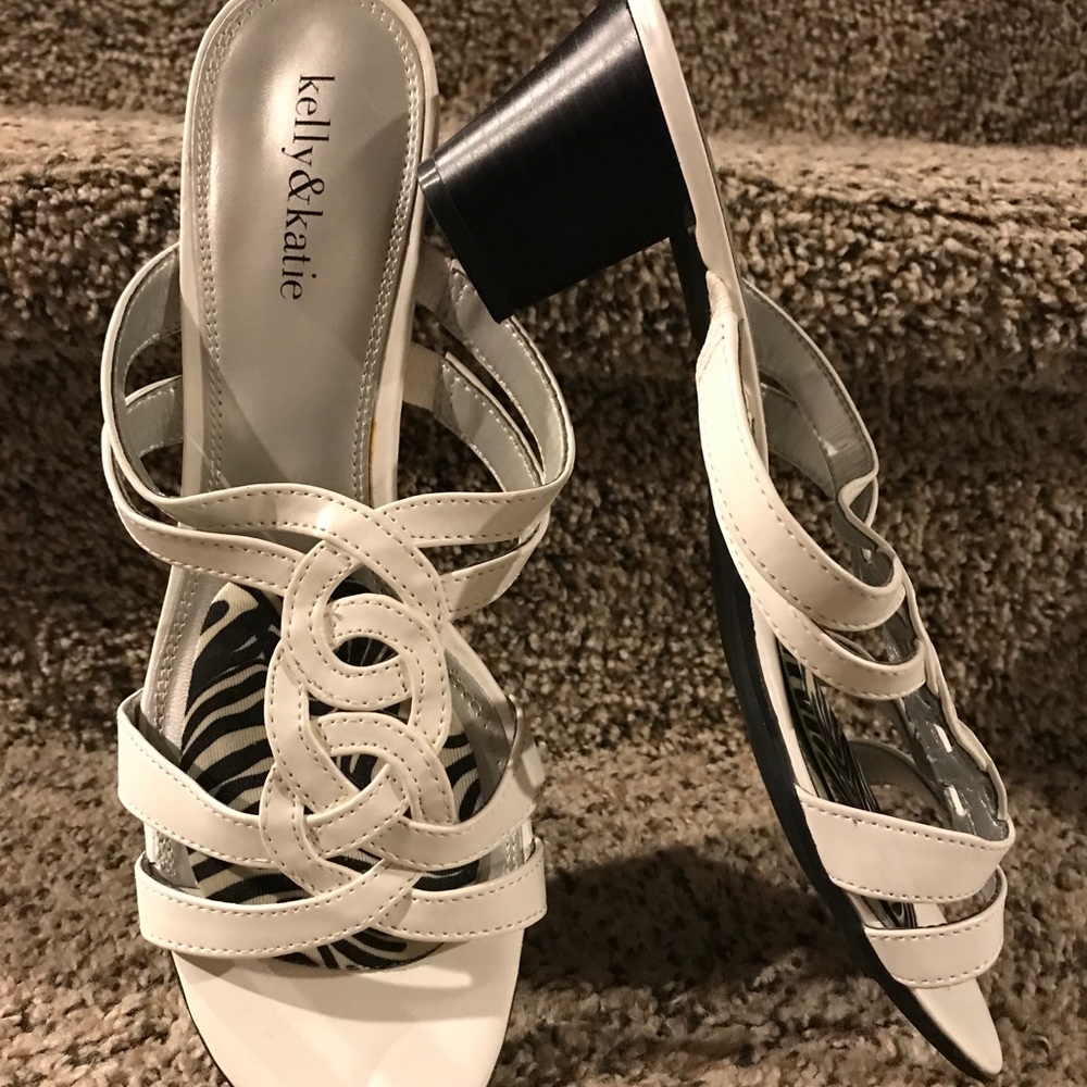 Sandals - Kelly & Katie