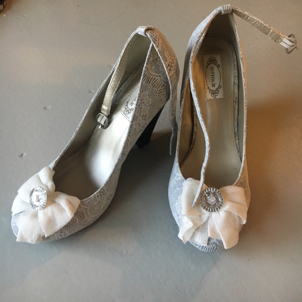 Joyfolie Lace Heels 8.5