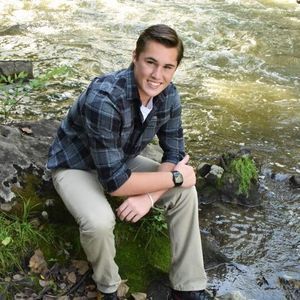 Meet your Posher, Zach