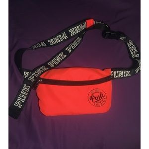 SALE❗️PINK Victoria's Secret Fanny Pack