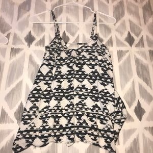 XS Flowy tank- Keyhole back!