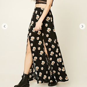 high-waisted maxi skirt (NWT)