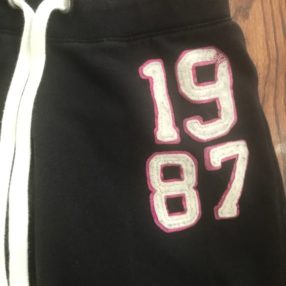 Black Aeropostale sweatpants! - Picture 2 of 3