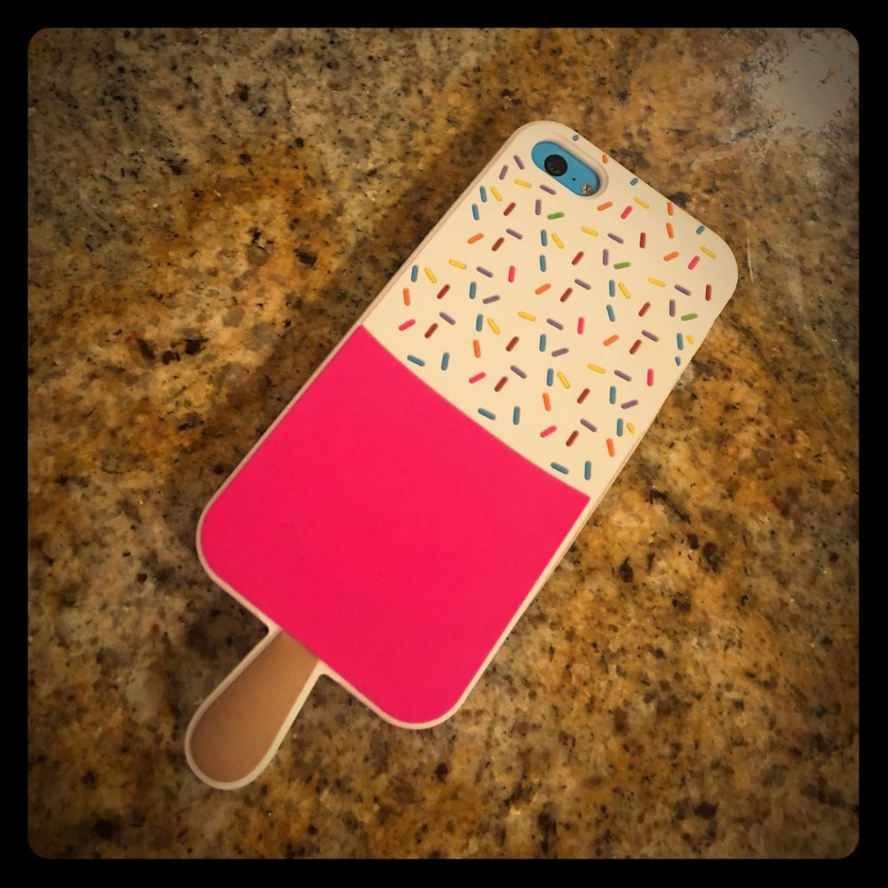 A popsicle iPhone 5c case.