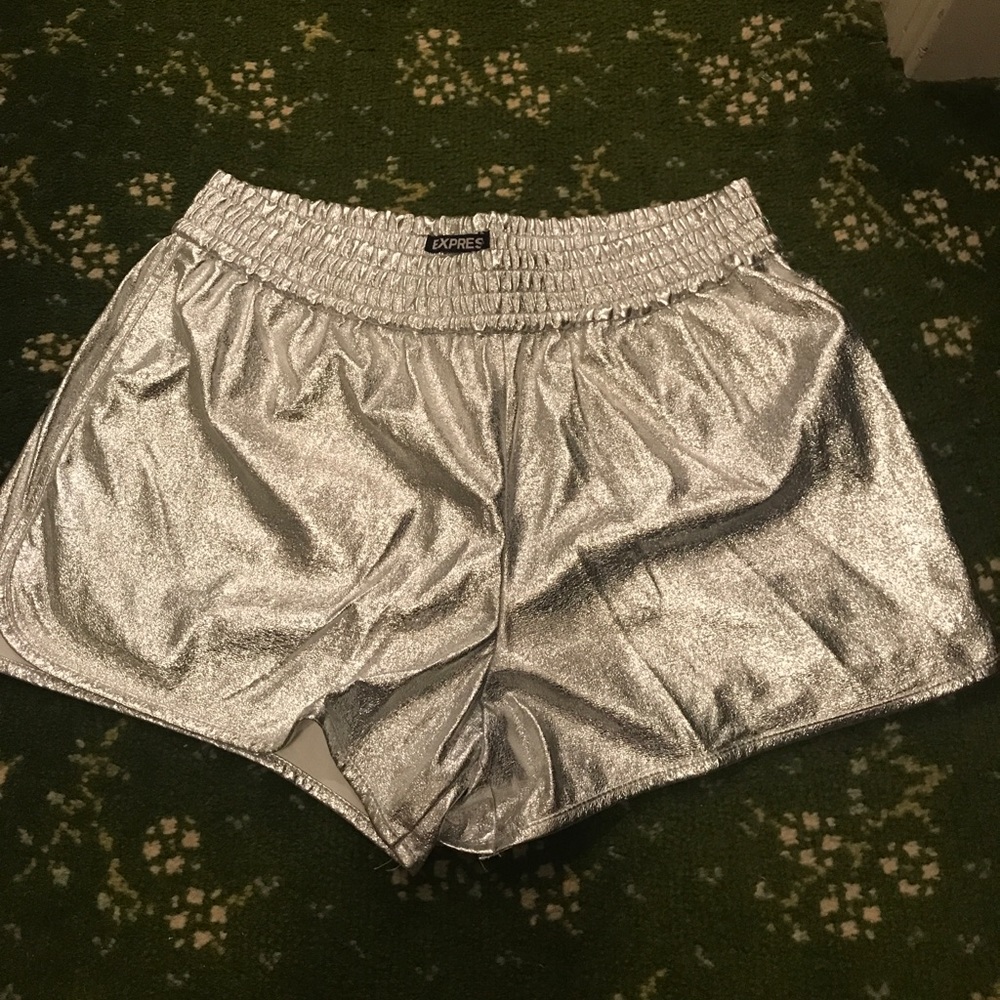 Express shiny silver shorts