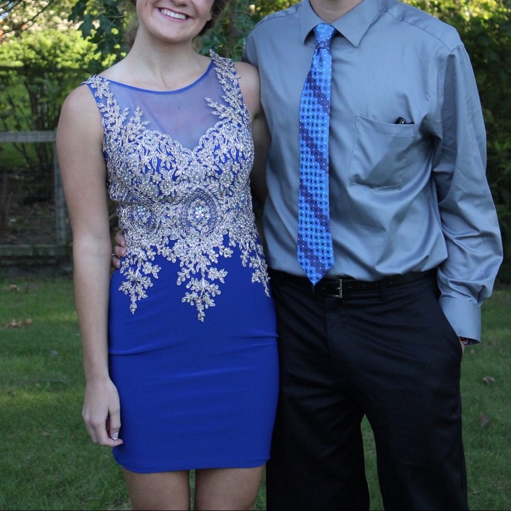 Blue short homecoming/prom dress