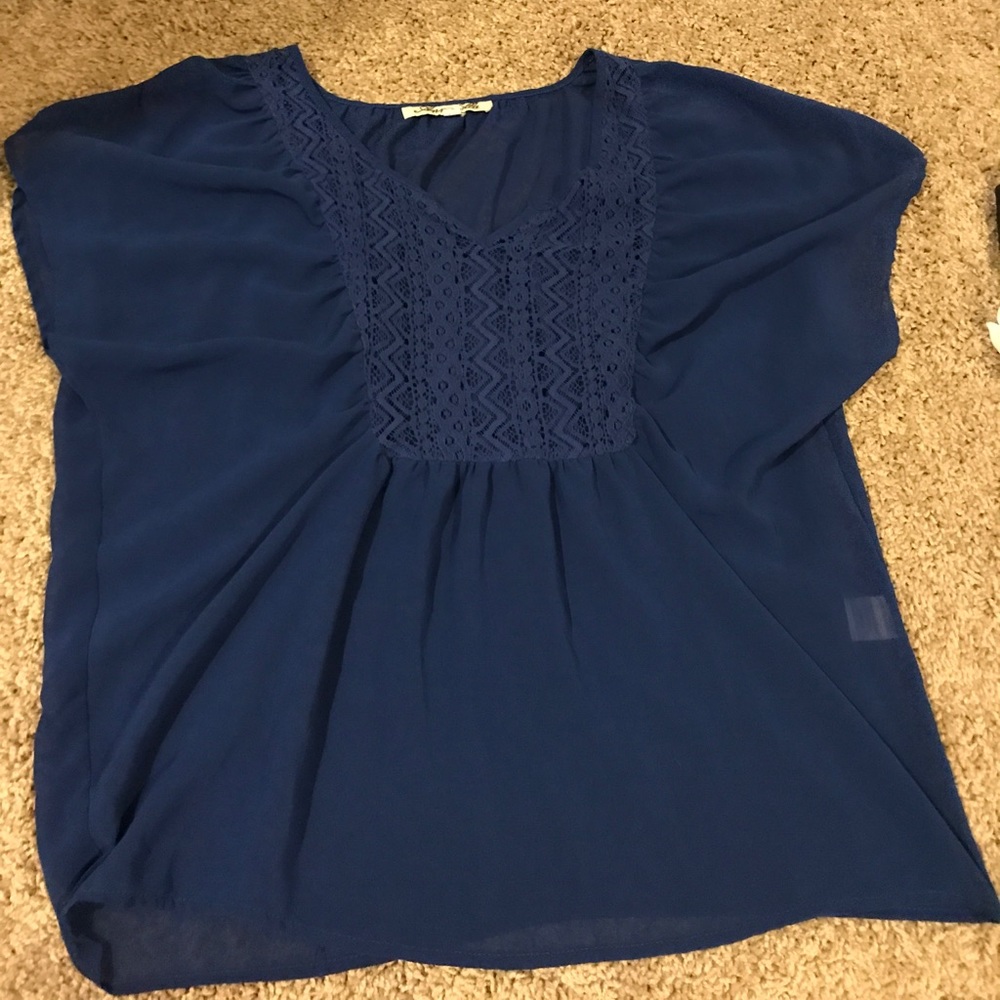 Sheer loose top!