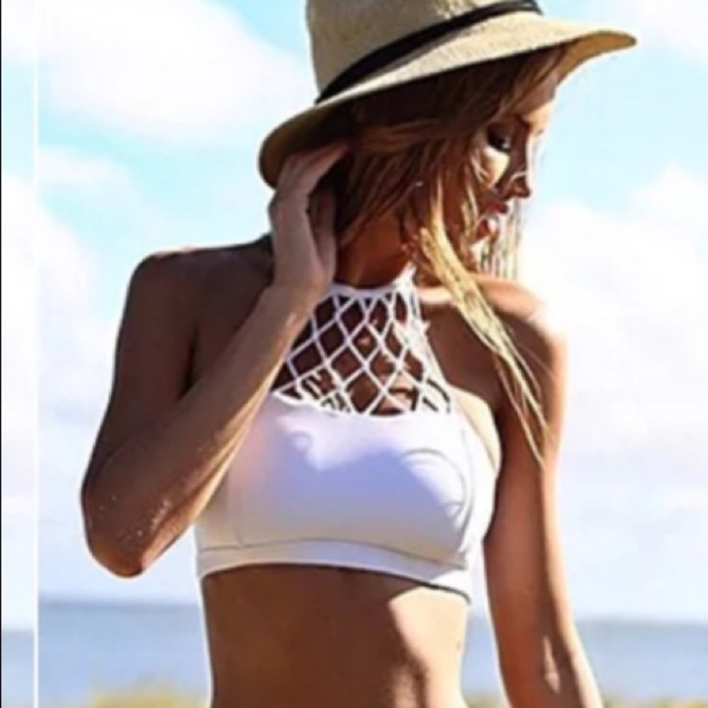 RE-POSH bikinis - Picture 2 of 3