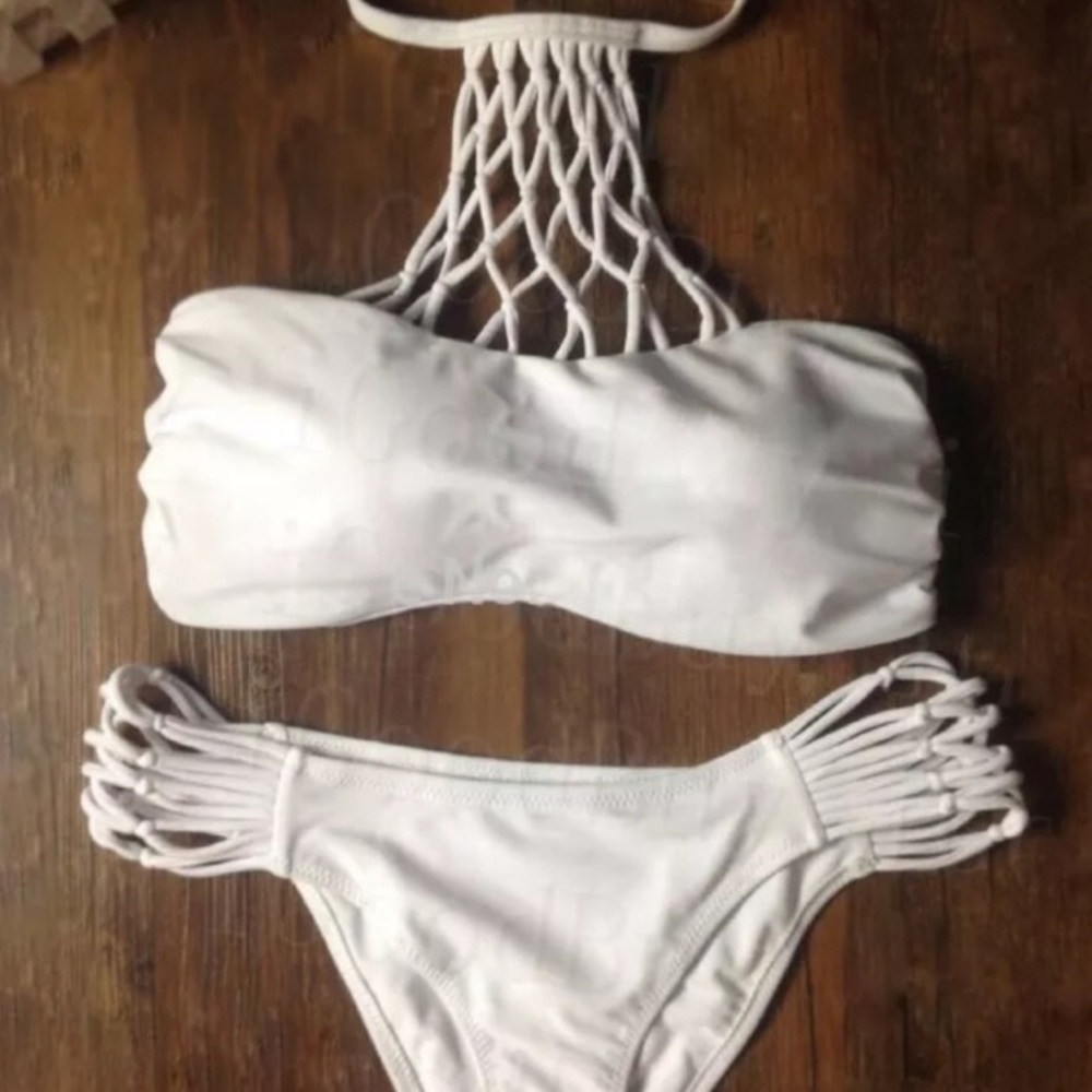 RE-POSH bikinis - Picture 3 of 3