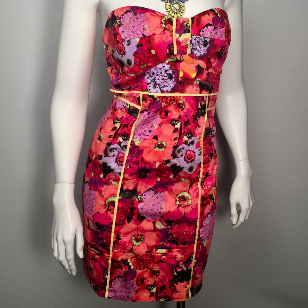 Strapless colorful dress Sz M