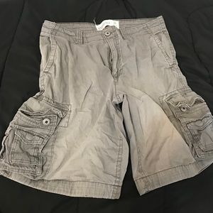 Aero cargo short