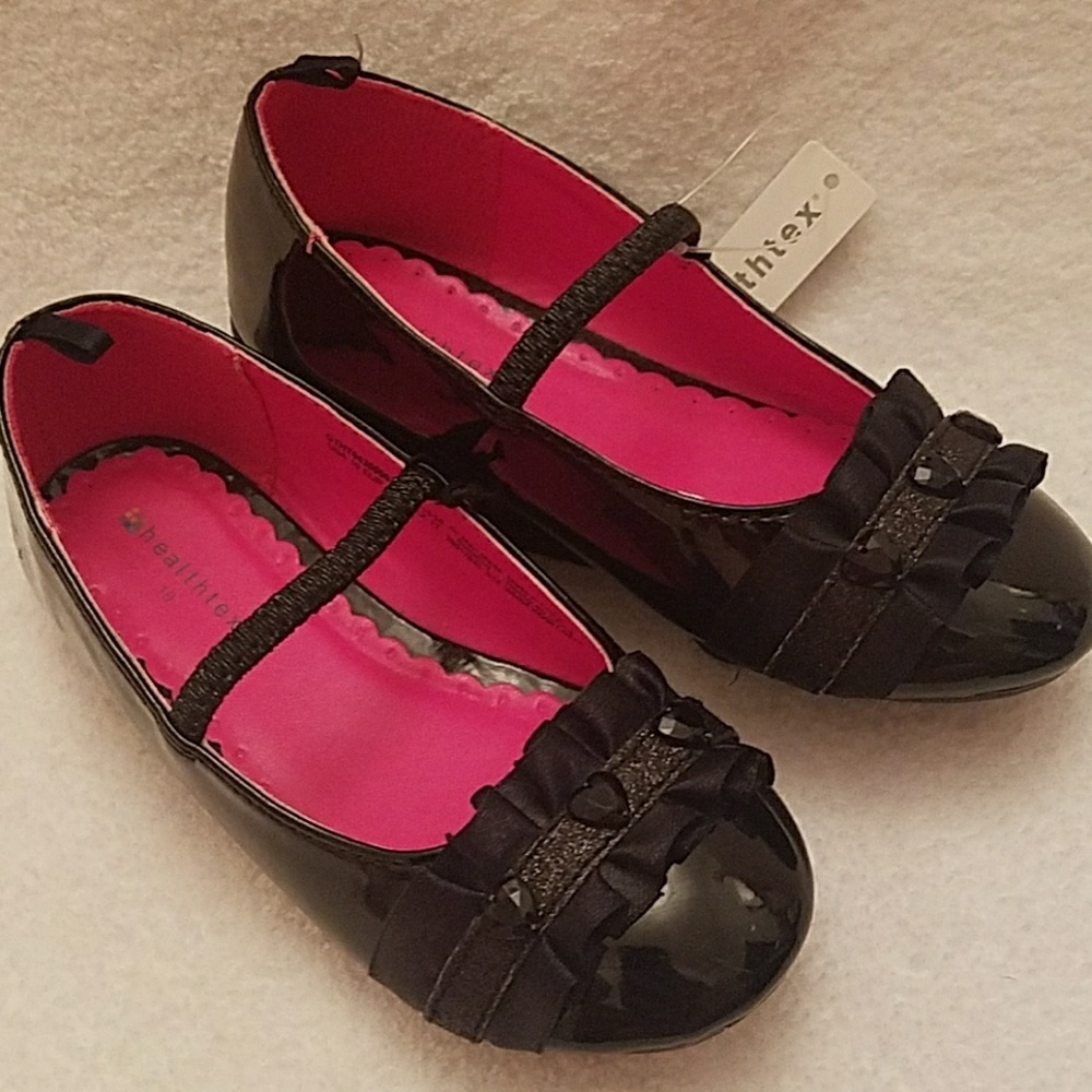 New girls black ballet flats