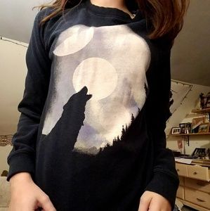 Cozy Wolf Crewneck