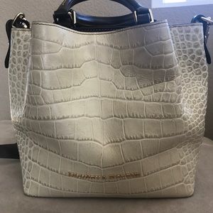 Dooney & Bourke leather purse