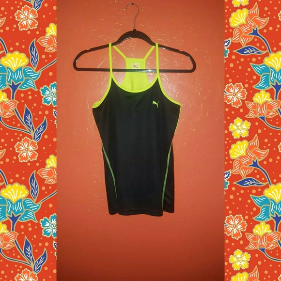 📛 ON SALE!!! 📛 Puma Workout Top - Picture 1 of 1