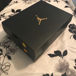 Jordan Retro BP size 2 1/2