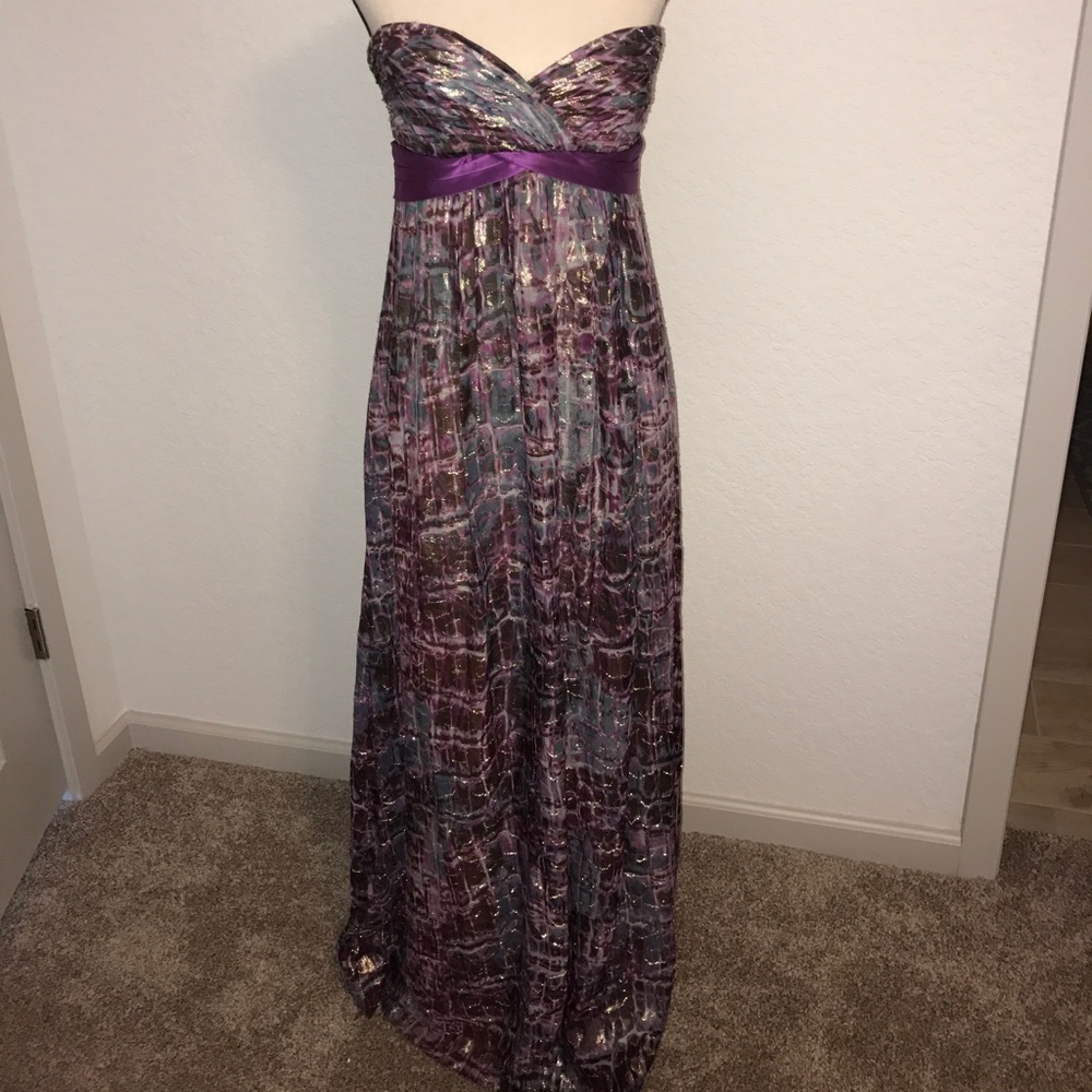 BEAUTIFUL PURPLE ELEGANT DRESS FROM BCBG!!