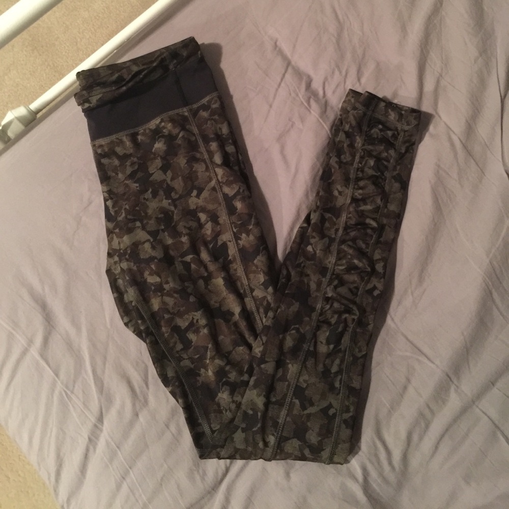 Camo Lulu legging.