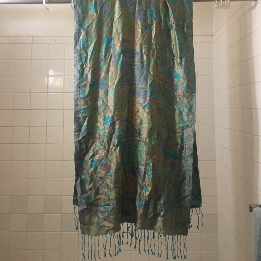 BUNDLE pretty silk scarf / wrap