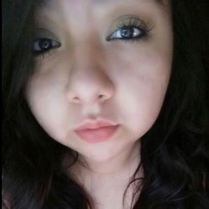 Meet your Posher, Alexandra