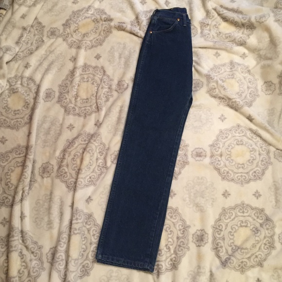 Wrangler Mom Jeans - Picture 2 of 7