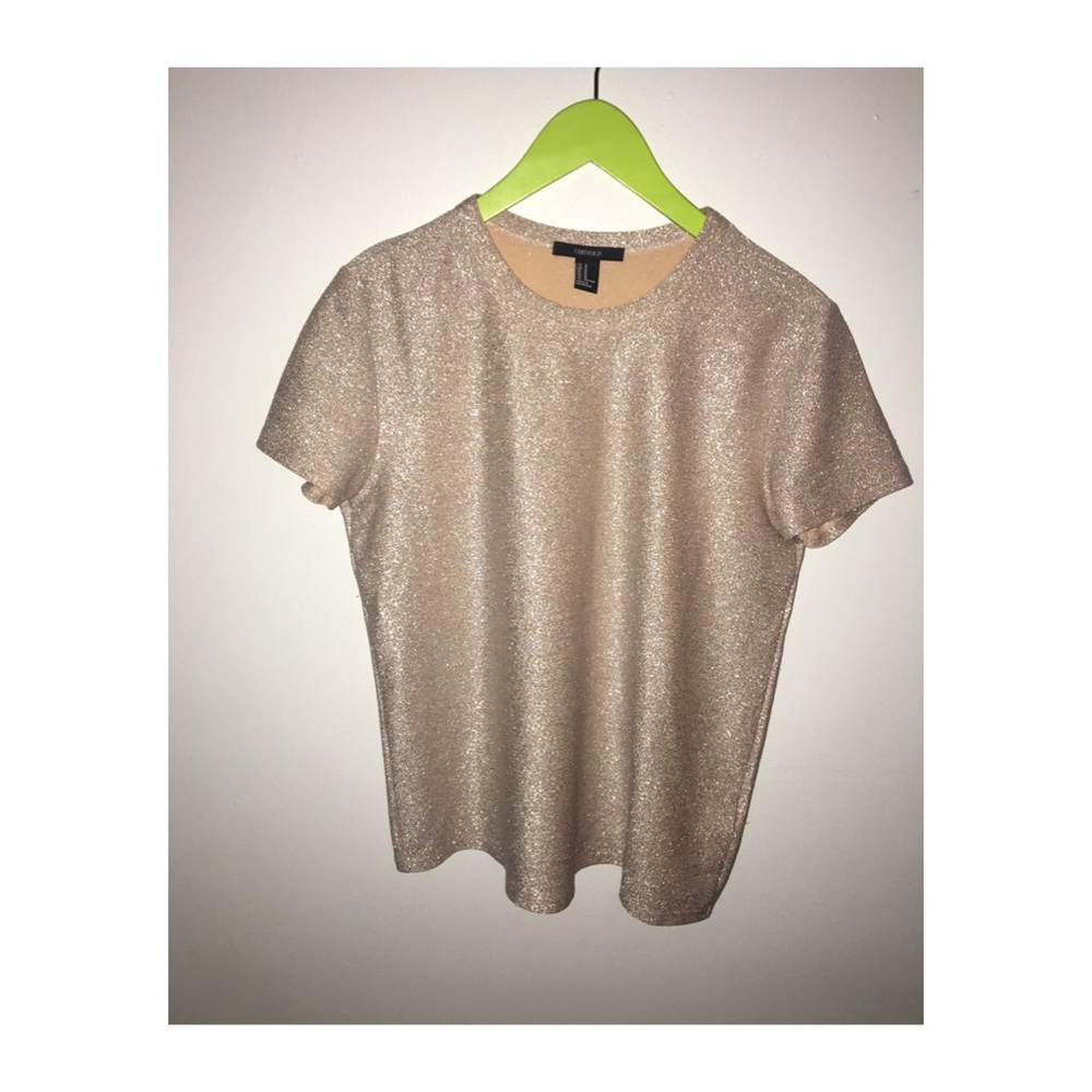 Forever 21 Stretch Glitter T-shirt Size: M