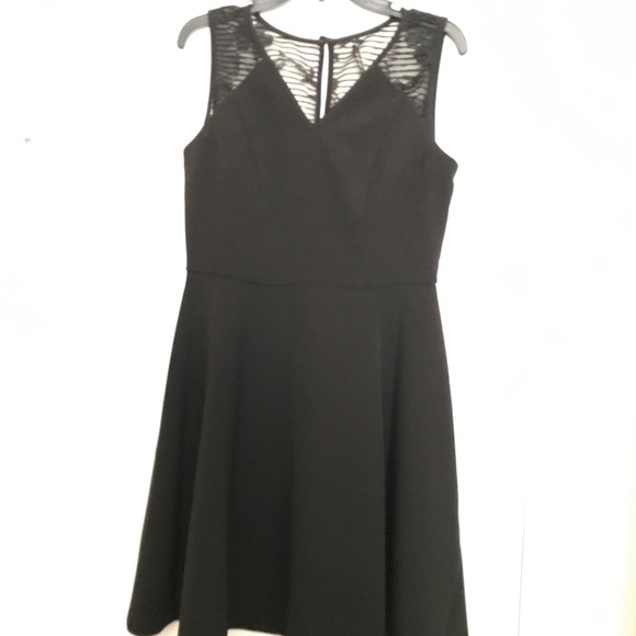 Cocktail dress - Picture 1 of 3